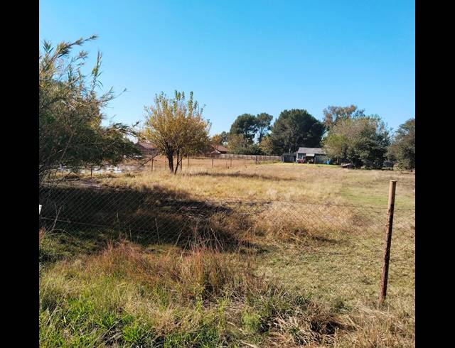 1,107M² VACANT LAND FOR SALE IN RIVERSDALE